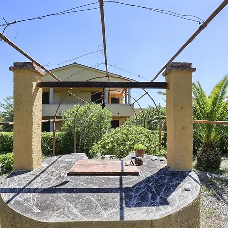 Casa Profico Mono
